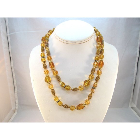 Vintage Long Faceted Glowing Yellow Vaseline Glass Beaded Necklace - Picture 5 of 13
